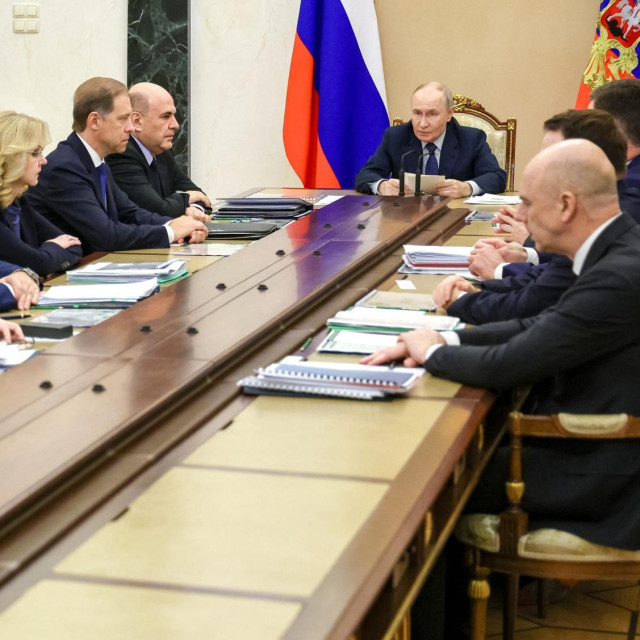 Sastanak Putinovih ekonomista