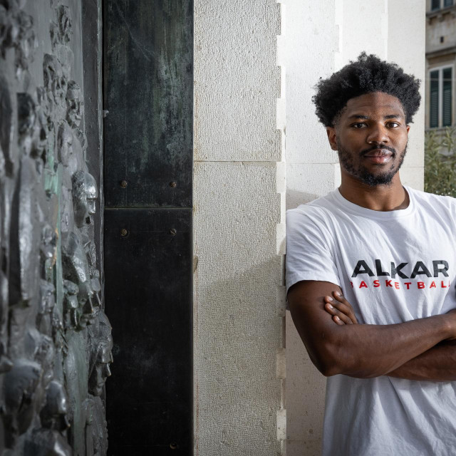 Sinj, 240926. Terrell Burden, novi igrac kosarkaskog kluba Alkar iz Sinja.