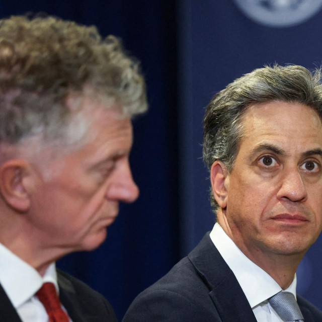 Jonathan Powell i Ed Miliband