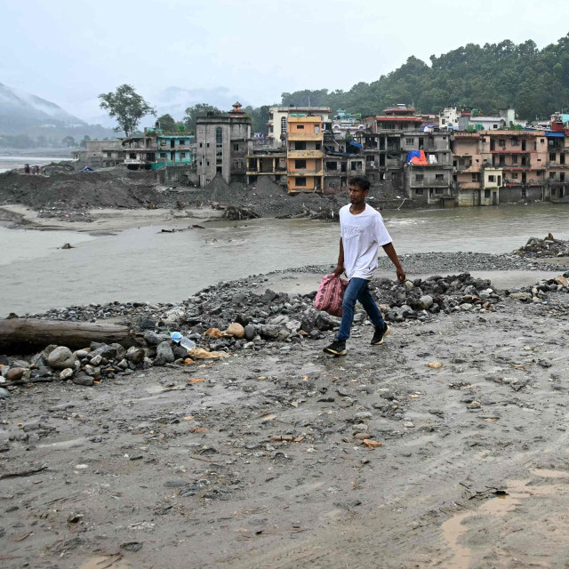Nepal traži bespovratna sredstva za obnovu nakon razorne poplave
