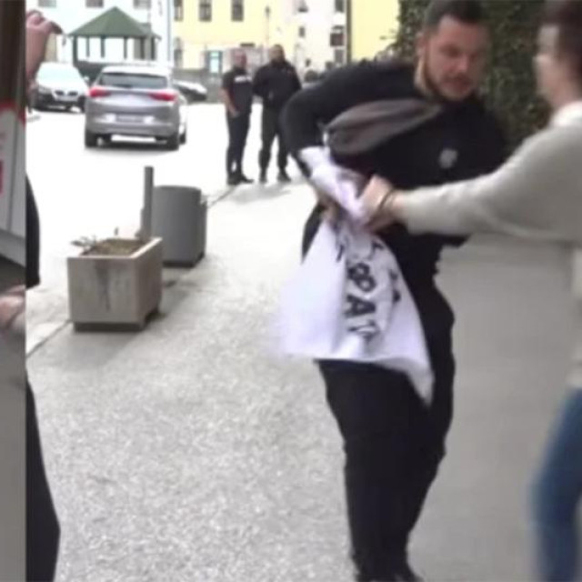 Studenti su napadnuti u Višegradu. Oteli su im transparent i postavljali pitanja o krvniku Mladiću