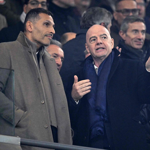Predsjednik Manchester Cityja Khaldoon al-Mubarak I predsjednik FIFA-e Gianni Infantino