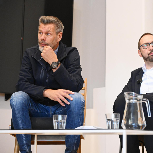Zvonimir Boban i Tomislav Tomašević na predstavljanju nagrađenih rješenja