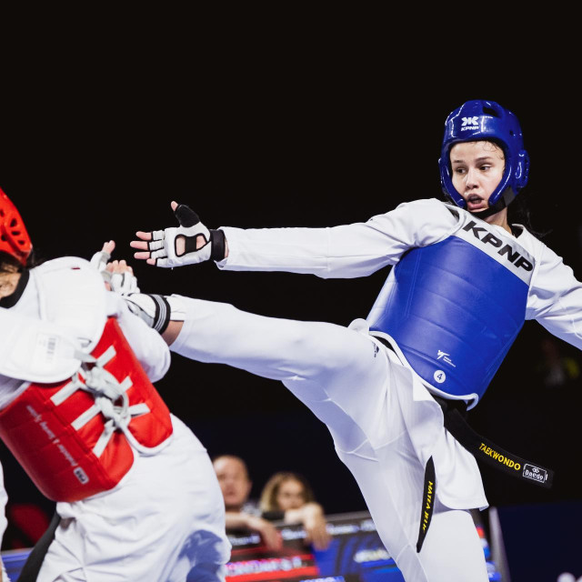 Matea Jelić (plavi dobok)
