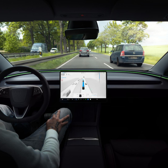 Tesla FSD