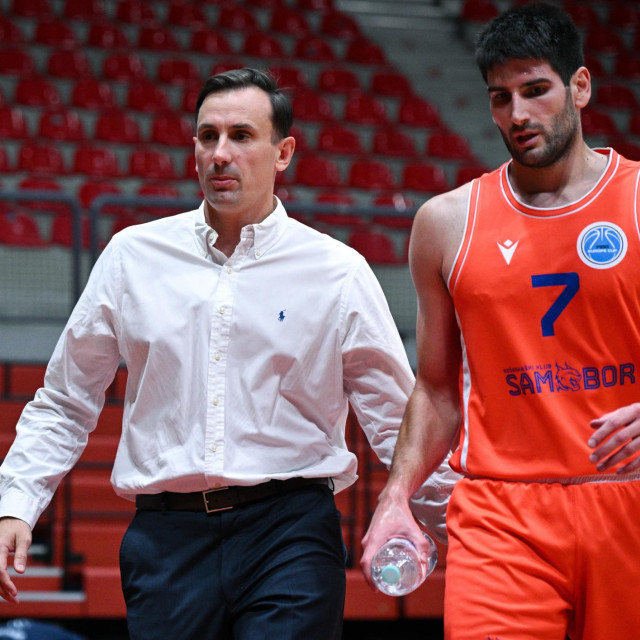Trener Pero Babić i kapetan Lovro Mandalinić definitivno ne mogu biti zadovoljni s europskom premijerom Samobora