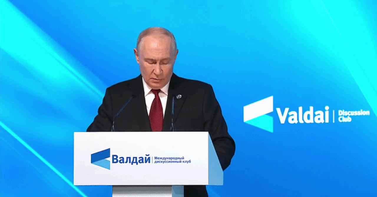 Putin tvrdi: Ukrajinski napadi dronovima otežali su nastavak pregovora, bili smo spremni