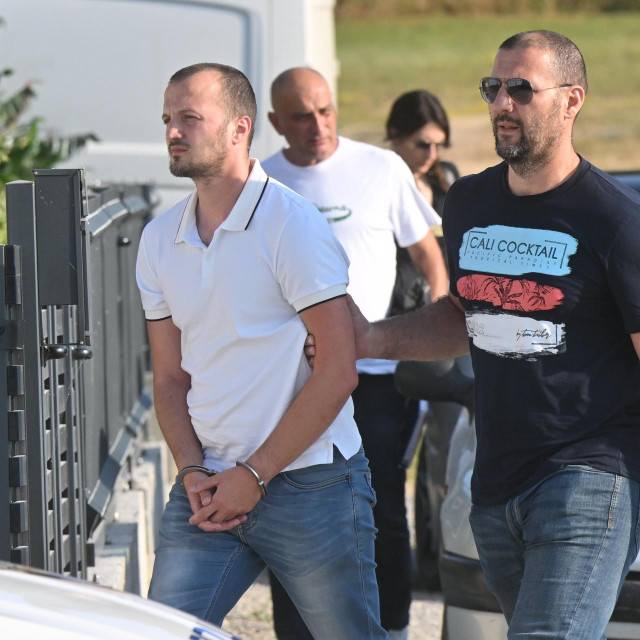 Andrej B., bivši suprug Andreje K., koja je s partnerom Marijanom C. ubijena vatrenim oružjem u Markuševcu, optužen je da je naručio ubojstvo