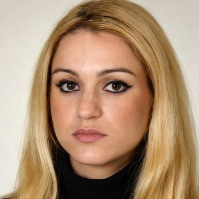 Ana Pečaver Lesić, tjeralica Interpola