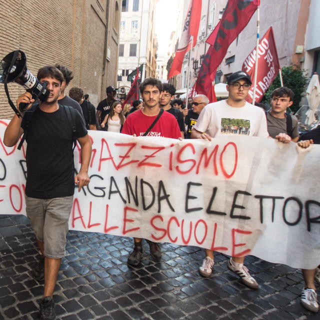 Protiv odluke su održani i prosvjedi, ali bezuspješno