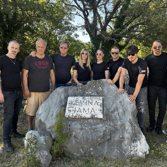 Neno Ninčević i Hrvatske ruže