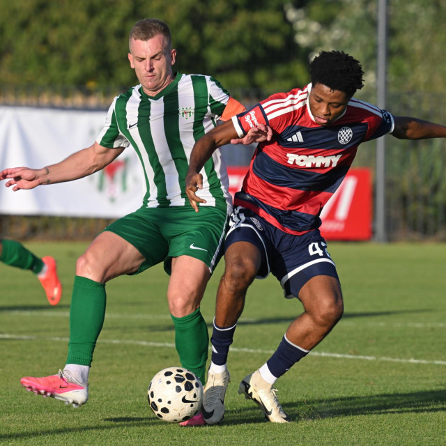 Peter Ugwuodo ove sezone igra na dvojnoj registraciji, za Hajduk i Croatiju iz Zmijavaca kojoj je u petak zabio gol za konačnih 3:0