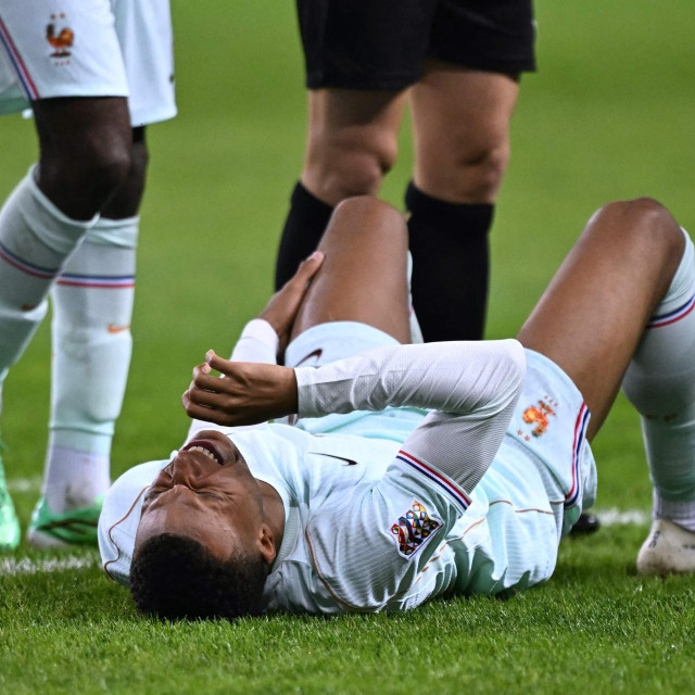  

Kylian Mbappé se ozlijedio u utakmici francuske reprezentacije protiv Turske