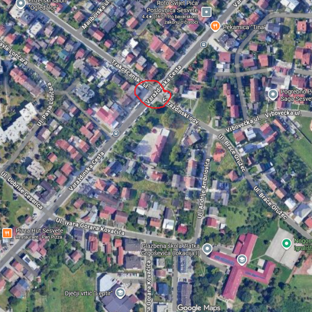 Na raskrižju Varaždinske ceste, Trakošćanske ulice i Varaždinskog odvojka, prema zapažanjima Sesvečana, zadnjih se nekoliko mjeseci događa pravi prometni kolaps