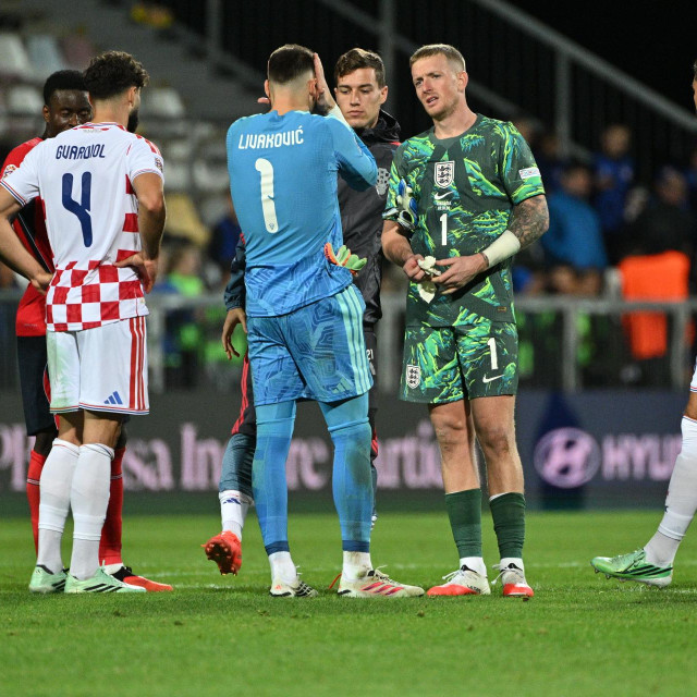 Dominik Livaković, Jordan Pickford