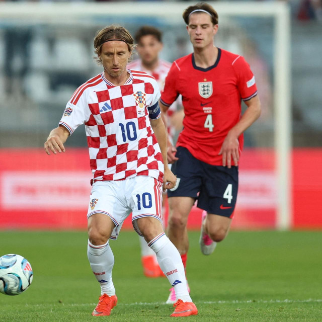 Alex Scott u Rijeci je prvi put startao u utakmici za englesku reprezentaciju, ali sada će pauzirati između šest i osam tjedana