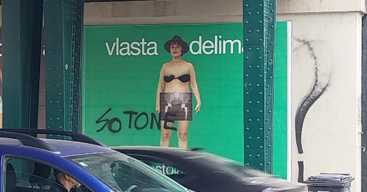 U Savskoj u Zagrebu precrtali gole grudi naše poznate umjetnice. Pogledajte što su napisali na plakatima