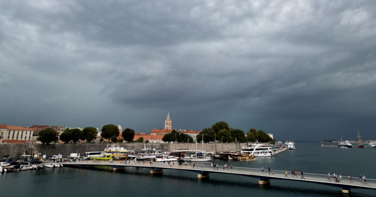 Izdano upozorenje za sedam hrvatskih županija, stižu obilna kiša, grmljavina i olujni vjetar!