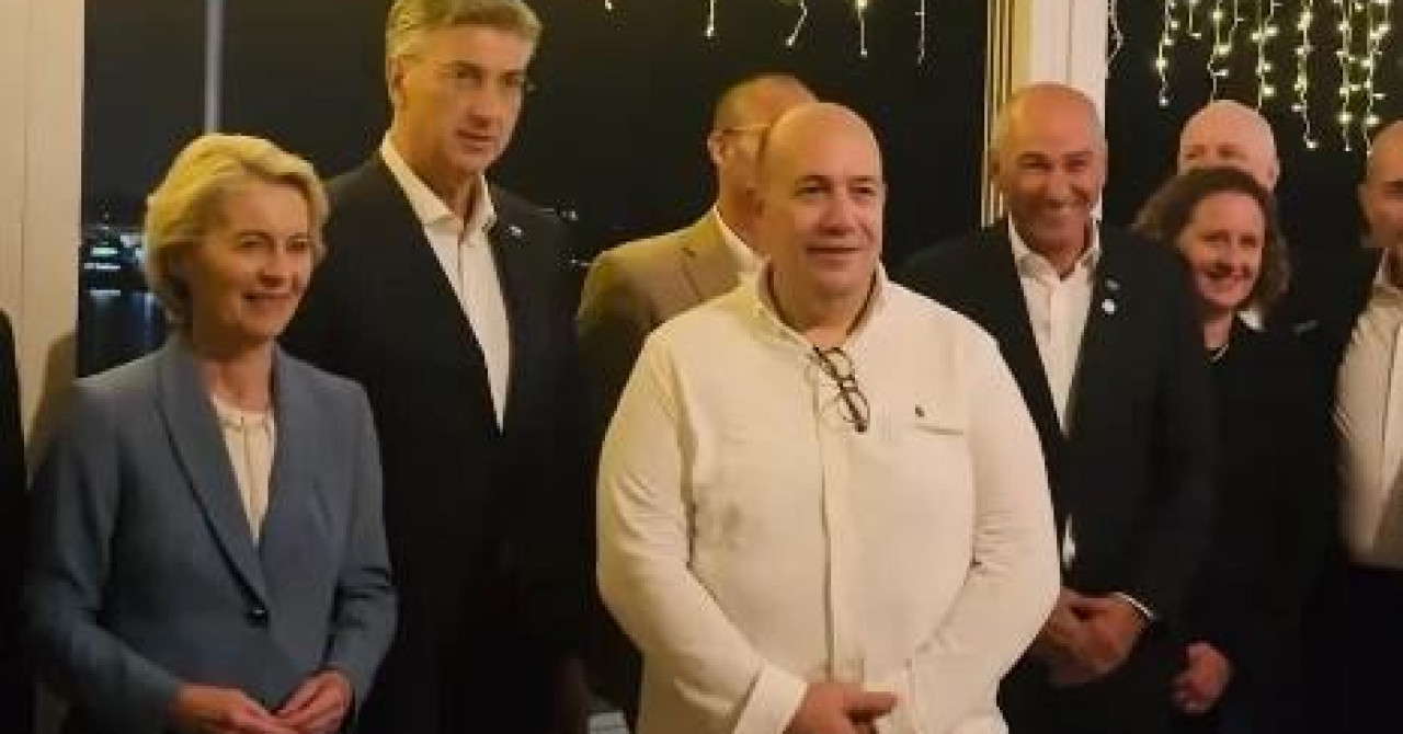 FOTO Pogledajte društvo koje se okupilo u poznatom restoranu