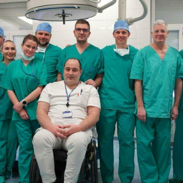 Dr. Dominis s kolegama s urologije i voditeljem odjela, pokojnim dr. Tomislavom Sorićem