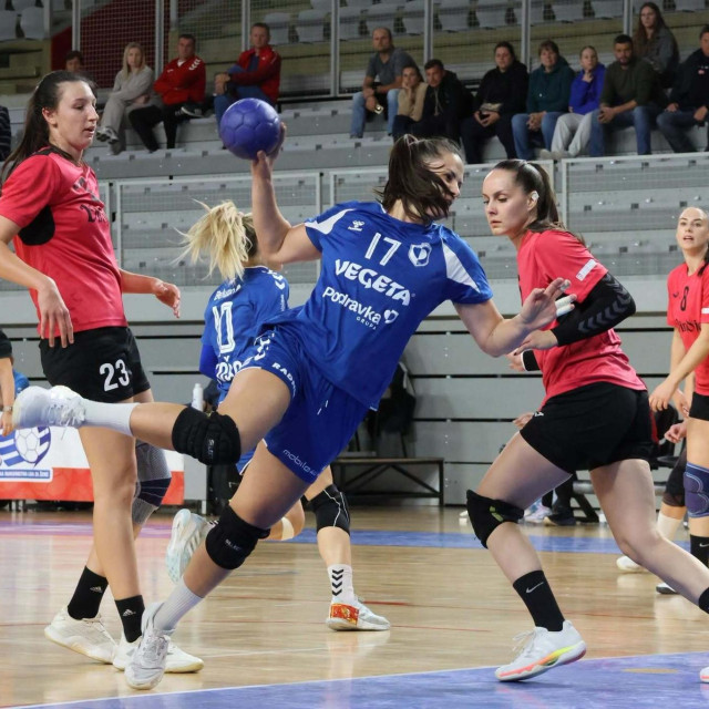 Kružna napadačica Podravke Nataša Ljepoja na utakmici s Kokom u Varaždinu