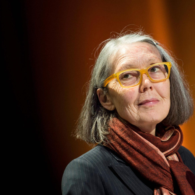  Anne Carson