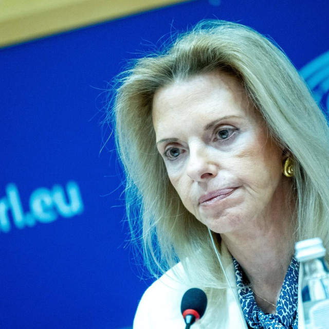Eliza Vozemberg-Vrionidi