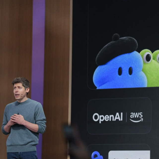 CEO OpenAI-a Sam Altman predstavlja Dots