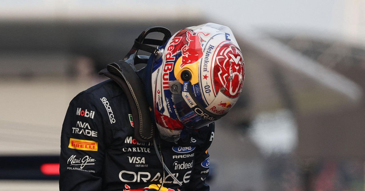Kaotičan početak i kraj sprint utrke u Singapuru, Verstappen mirno došao do pobjede