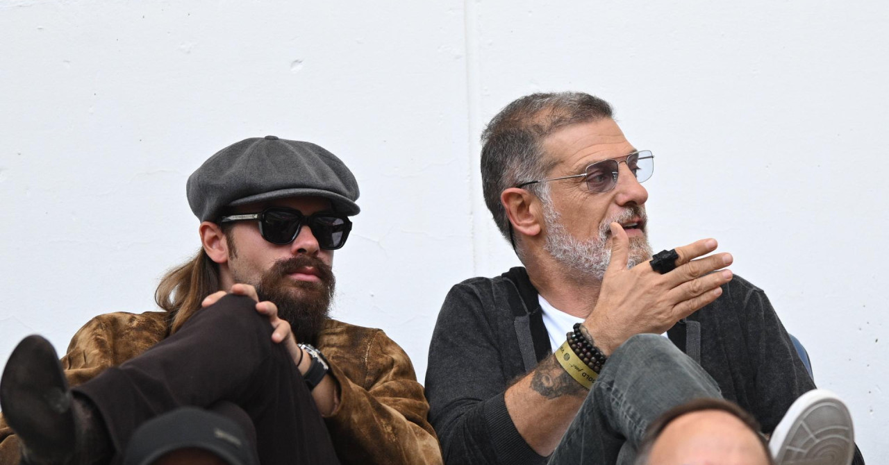 FOTO Slaven Bliić sa sinom gleda derbi na Poljudu. Dogodila se i jedna ‘nemoguća scena‘
