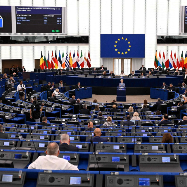 Ursula von der Leyen pred Europskim parlamentom