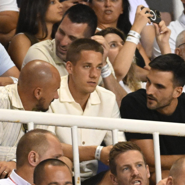 Mario Pašalić prvenstvo je otvorio s dva starta, potom je ulazio s klupe, a zadnje dvije grije klupu