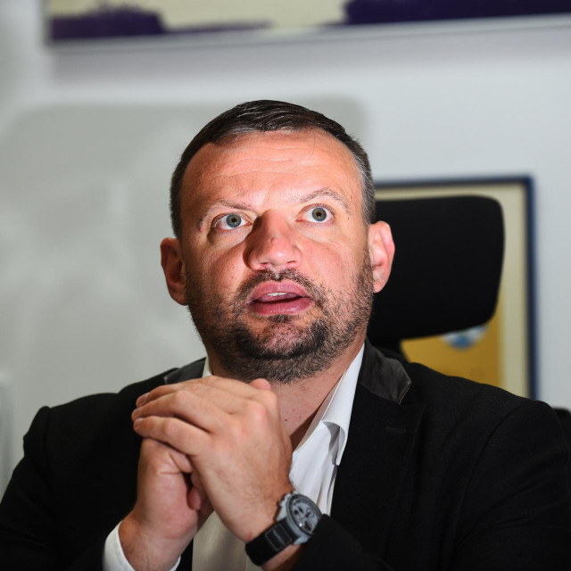 Viktor Šimunić
 
