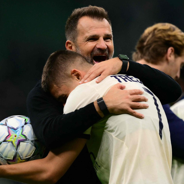 Nicolo Tresoldi u zagrljaju s Ivanom Leko