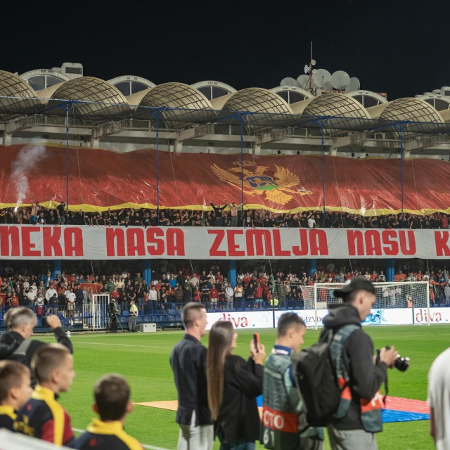 Crnogorski navijači prije utakmice s Armenijom