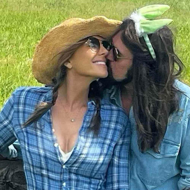 Billy Ray Cyrus i Elizabeth Hurley