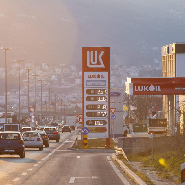 Benzinska postaja Lukoil u Splitu, ilustracija