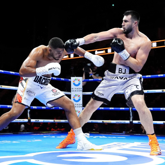 Solomon Dacres i Bahodir Jalolov