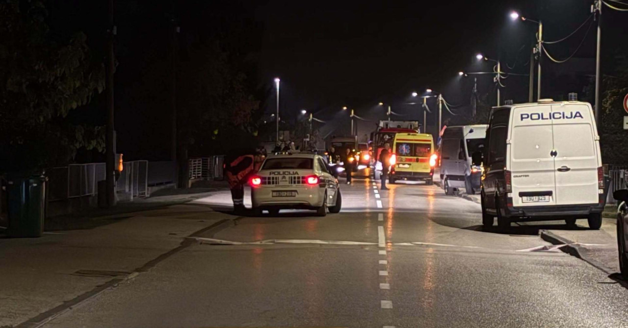 FOTO Naoružani specijalci opkolili kuću u V. Gorici, ulica bila blokirana: Uhitili muškarca