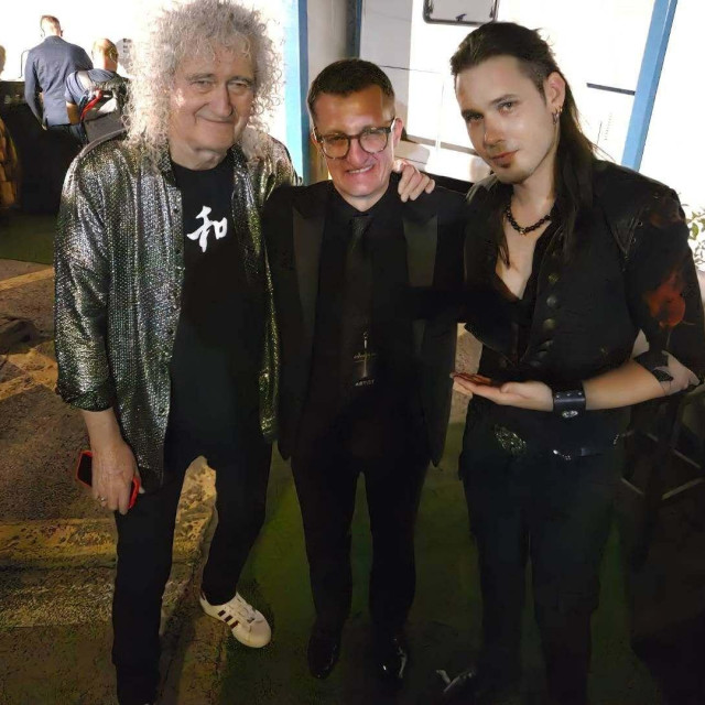 Brian May, Stuart Morley i Dino Jelusić