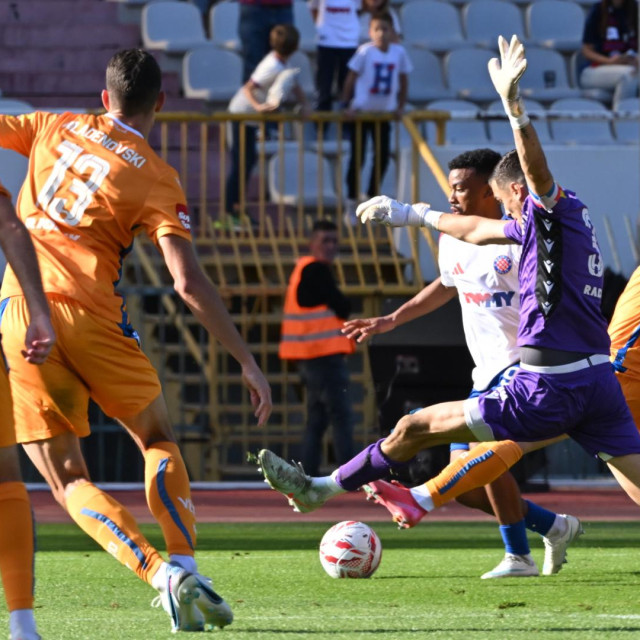 Hajduk - Varaždin: Dalisson de Almeida, Josip Silić