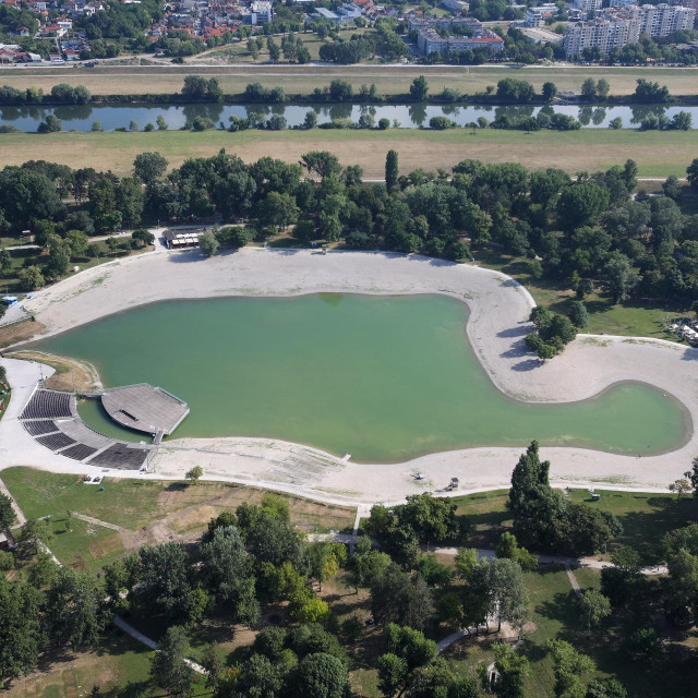 Jezero Bundek