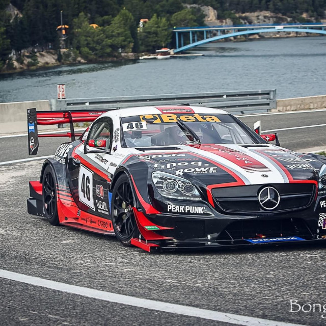 Reto Meisel u Mecerdesovom SLK 340 Judd V8