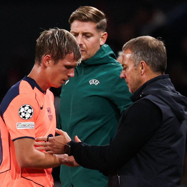 Dani Olmo i trener Barcelone Hansi Flick