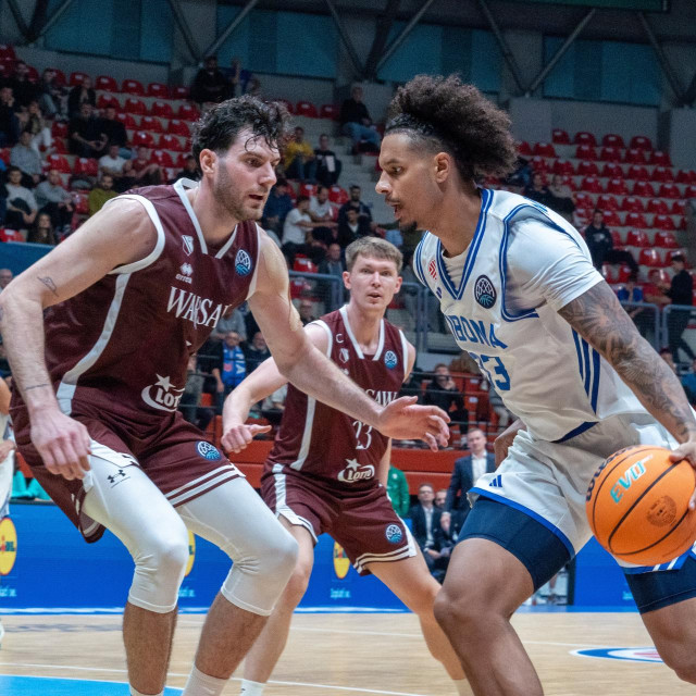 Da je odigrala bolju utakmicu i svladala Legiju, Cibona je mogla biti samostalno nakon dva kola na vrhu skupine B