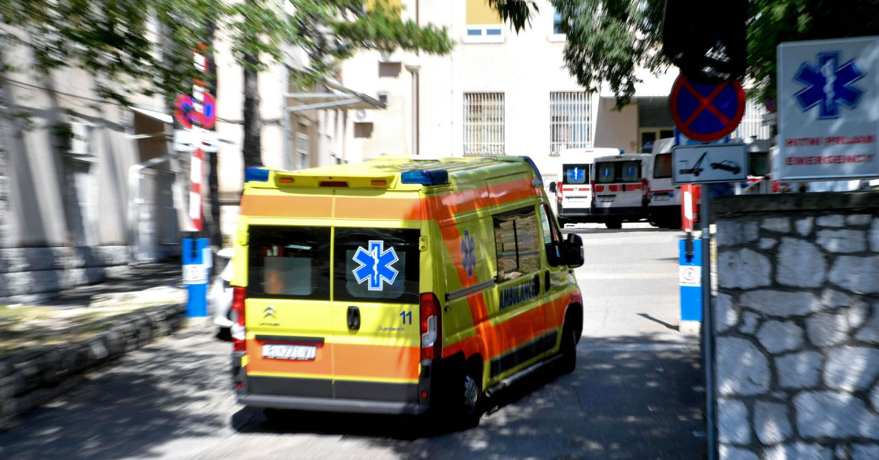 Djevojčica ozlijeđena u bazenu u Rapcu stabilno, na intenzivnoj njezi