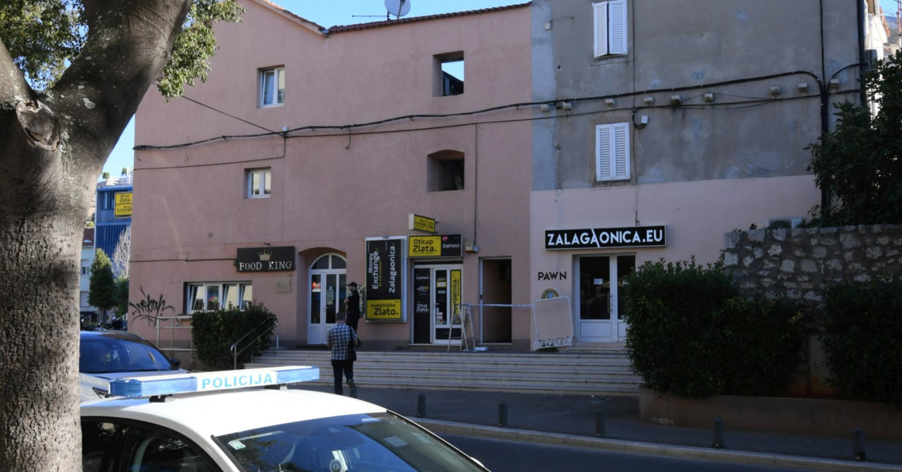 U Šibeniku vjetar srušio skelu na pješaka, izvođač radova kazneno prijavljen