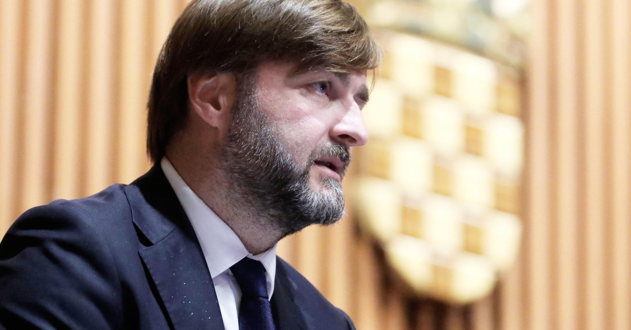 Ćorić: ‘Država će na kraju godine imati manjak od četiri milijarde eura‘
