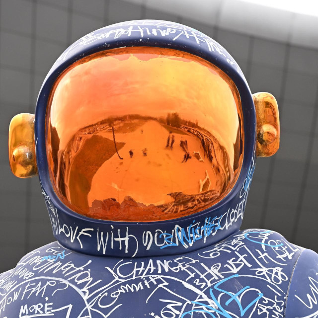 39814923