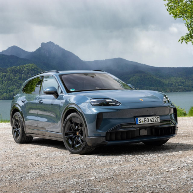 Porsche Cayenne Electric